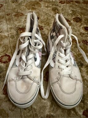 Vans White Canvas High-Top Sneakers with Pink Houndstooth Accents